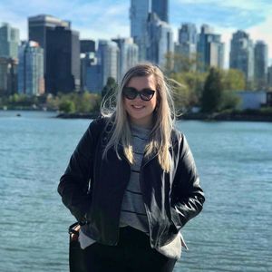 Meet your Posher, Alexandra